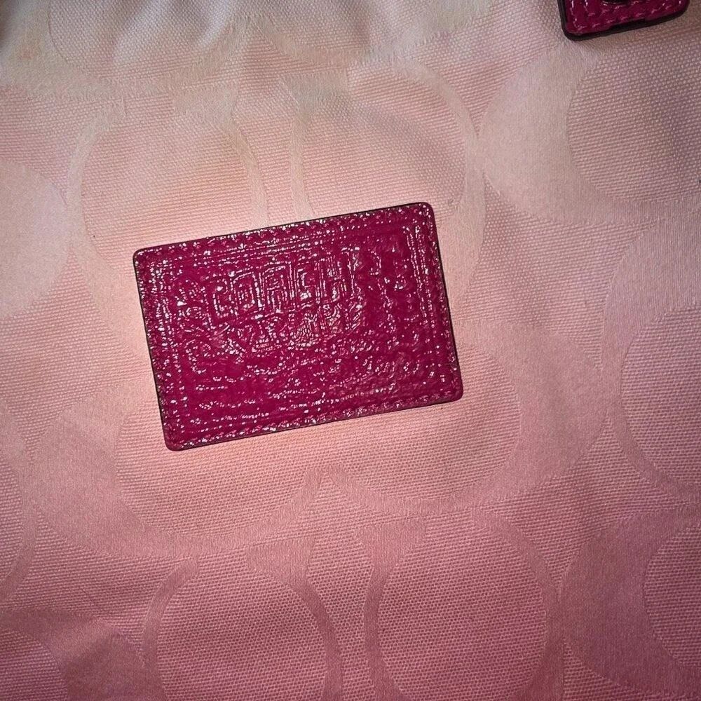 RARE Coach POPPY OMBRÉ Pink‎ Floral Tote with 3 large poppy charms
